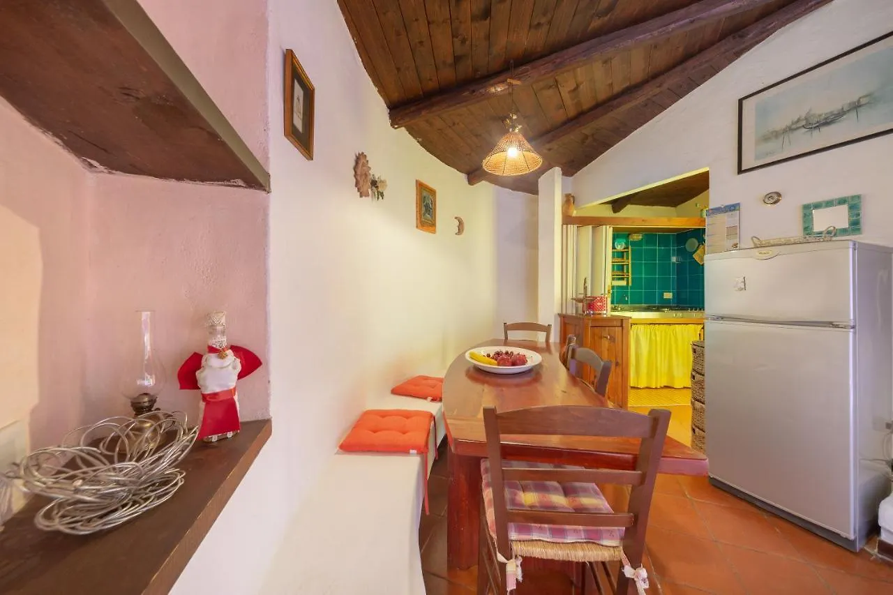 فيلا Casa Di Daniela غولفو أرانتْشي 0*,  إيطاليا
